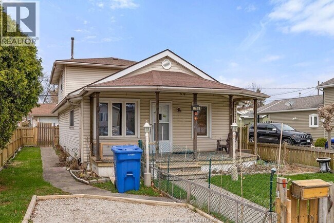 Photo du bâtiment - 716 Alexandrine St