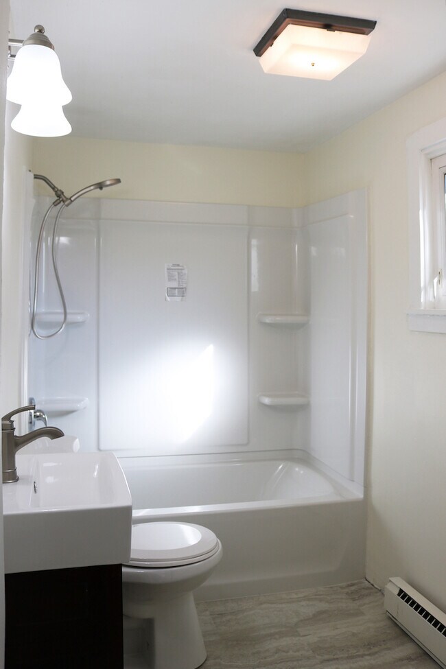 Newly-renovated bathroom - 34A Royal Ave