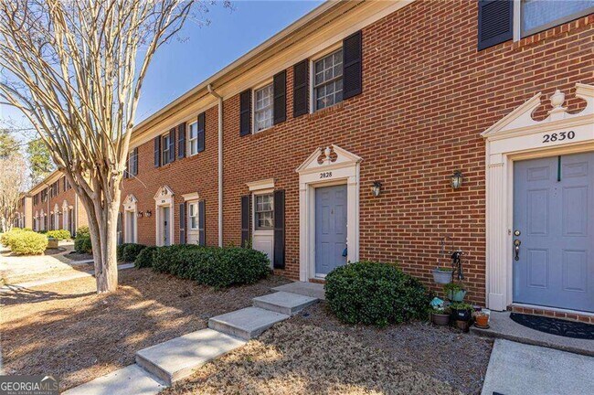 Foto del edificio - 2828 Webb Bridge Rd