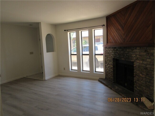 Foto del edificio - 3546 N Verdugo Rd