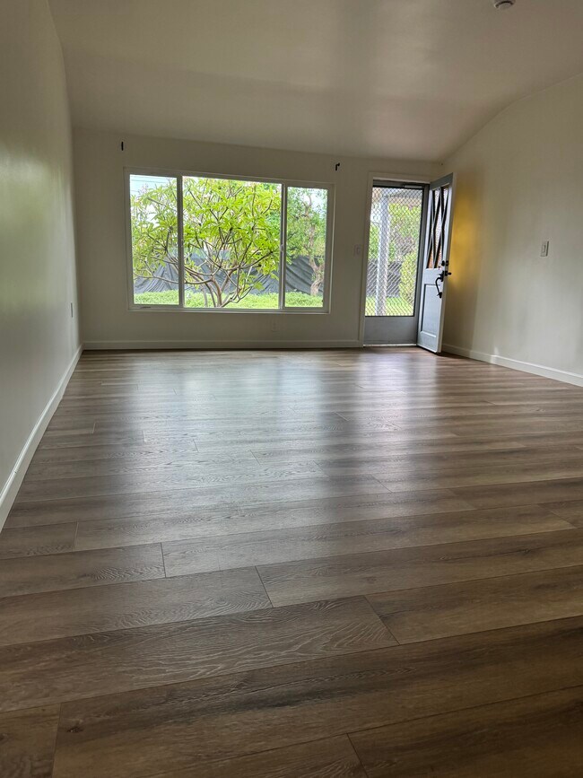 Apartamento con sala de estar - 11305 Sheldon St