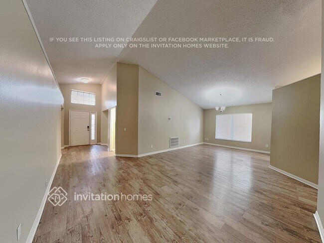 Foto del edificio - 13768 Meadowpark Ave