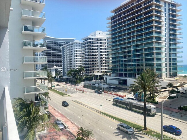 Building Photo - 5700 Collins Ave