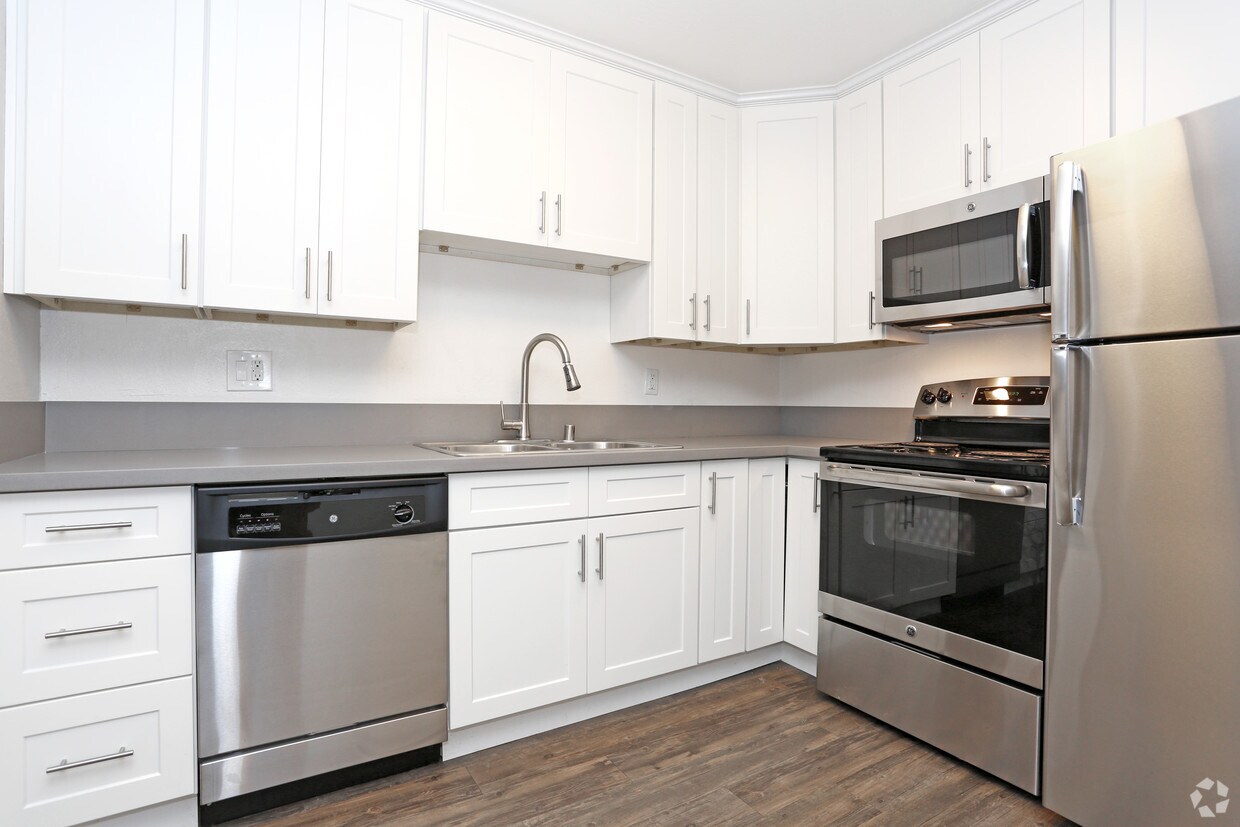 Bridge at Walnut Creek Apartments 1435 Creekside Dr Walnut Creek, CA