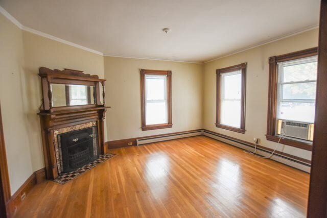Building Photo - 285 Milford St