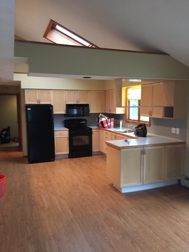 Foto del edificio - 42 Pond St