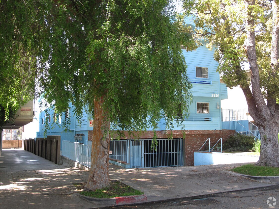 Building Photo - 3335 Keystone Ave