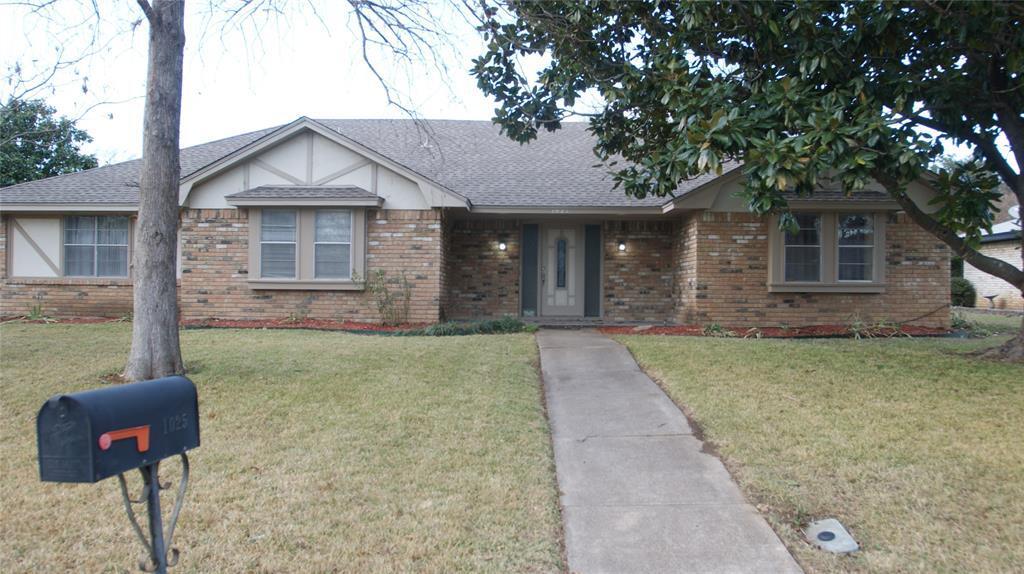 Foto principal - 1025 Cloverdale Ln