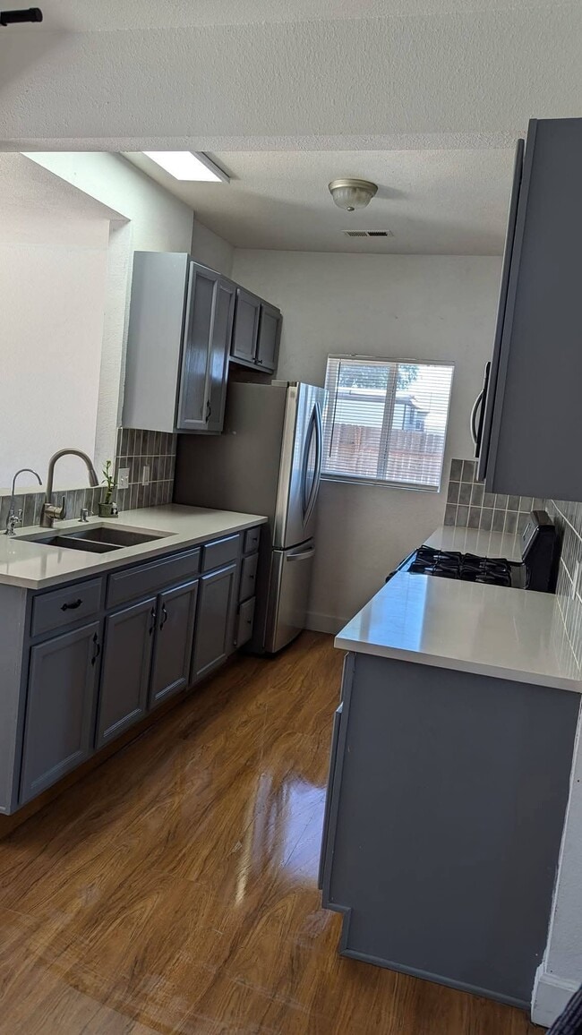 Foto del edificio - 464 2nd Ave