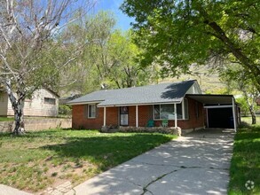 Building Photo - 332 N Eccles Ave