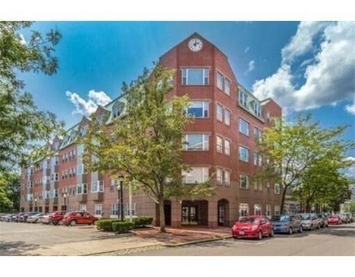 Building Photo - 289 Essex St