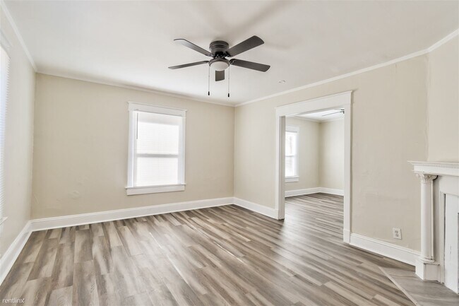 Foto del edificio - 434 N Hardesty Ave