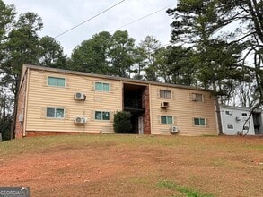 Building Photo - 531 Gresham Park Dr