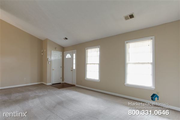 Building Photo - 4852 Fenbrook Dr