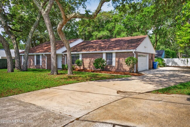 Building Photo - 516 Penman Rd