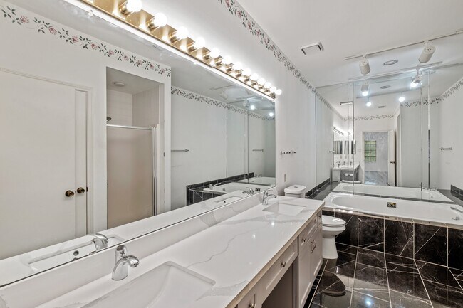 Foto del edificio - 3124 Holly Hall St