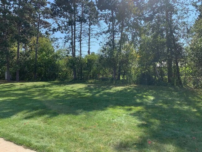 Building Photo - Southside Duplex on a Quiet Residential Street