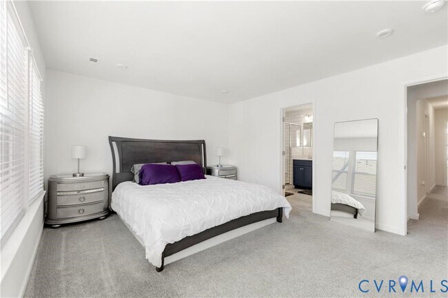 Building Photo - 12221 Dutch Elm Cir