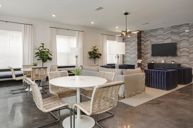 Interior Photo - Radius at Donelson