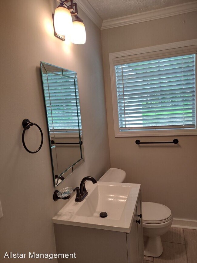 Foto del edificio - 3 br, 2 bath House - 120 Reynolds Street