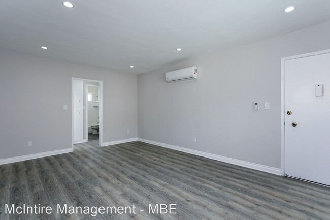Building Photo - 51 Esperanza Ave