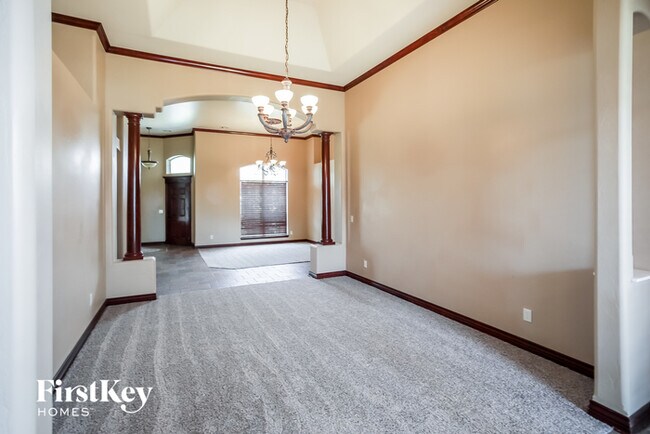 Building Photo - 17100 Holly Burn Cir