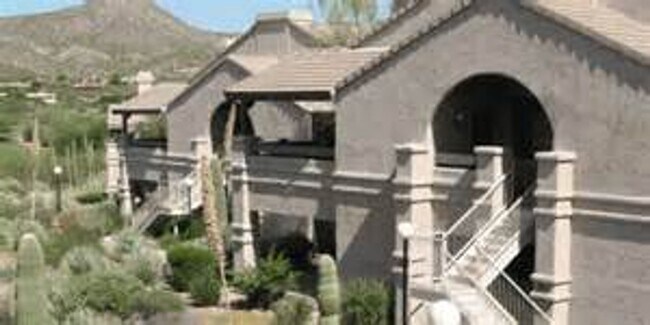 Building Photo - Furnished 3 Bedroom close to Downtown Tucson Pima West and U of A