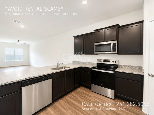 Foto del edificio - 325 Crescent Dr