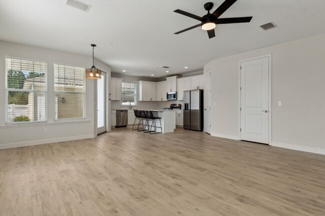 Foto del edificio - 205 Daydream Ave