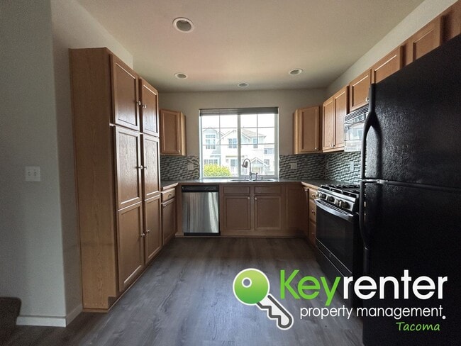 Foto del edificio - Fife Living: Your Ideal Multi-Level Family...