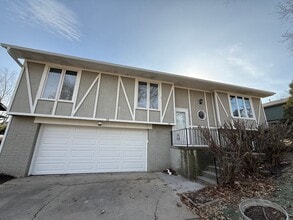 Building Photo - 53 Penfro Dr