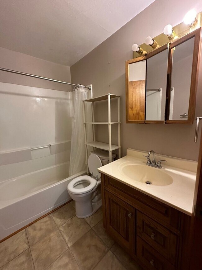 Foto del edificio - Charming 2 Bed 1 Bath House For Rent in Bo...