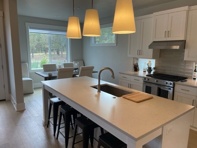 Foto del edificio - 62709 McClain Dr