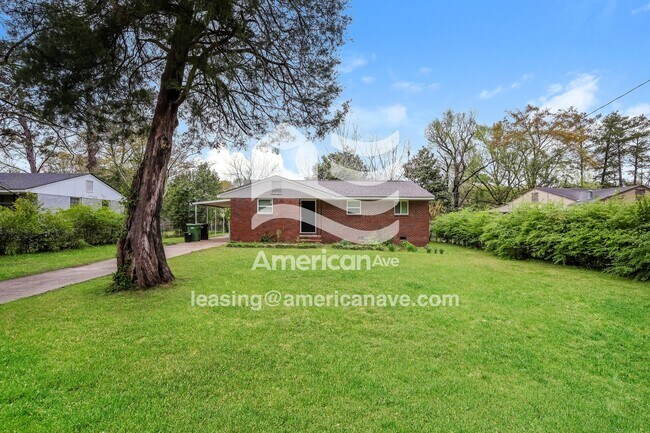 Foto del edificio - 1439 Chalbena Ave