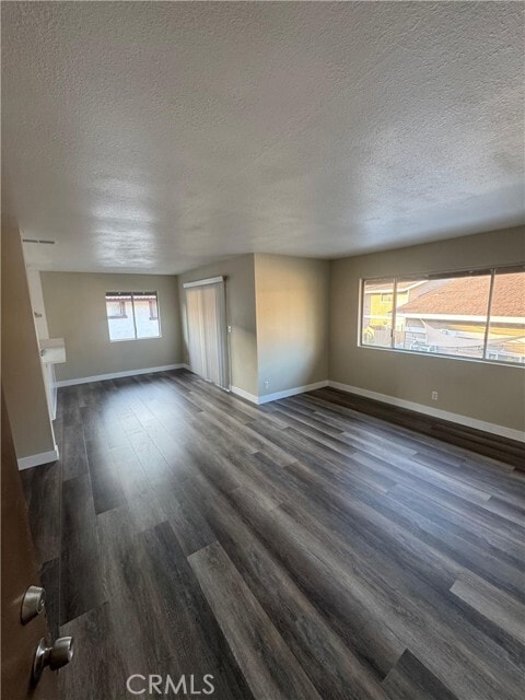 Building Photo - 2155 Canyon Dr