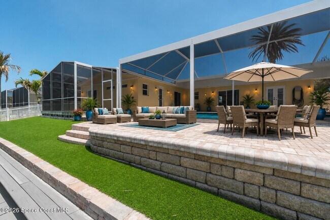 Building Photo - 444 Finch Dr