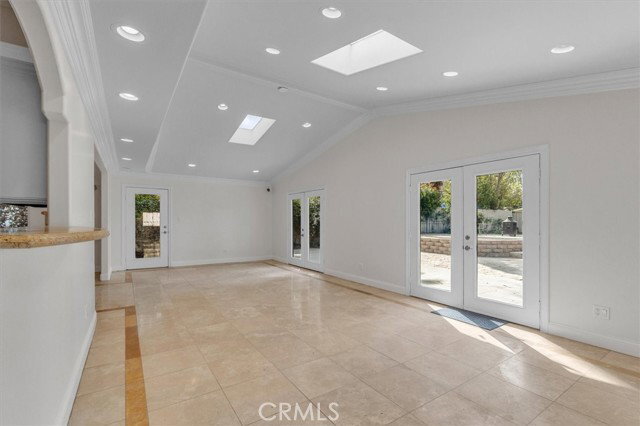 Foto del edificio - 6201 Corbin Ave