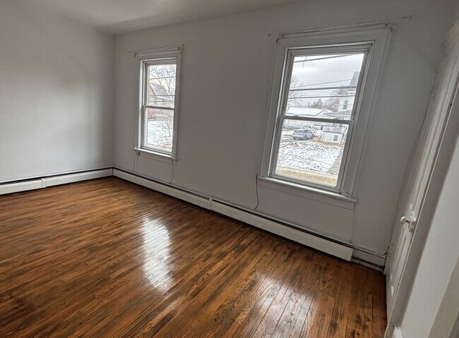 Foto del edificio - 103 Ulster Ave