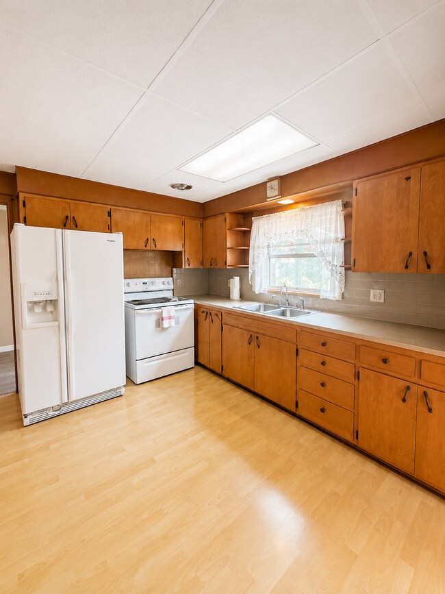 Foto del edificio - 203 E Campbell St