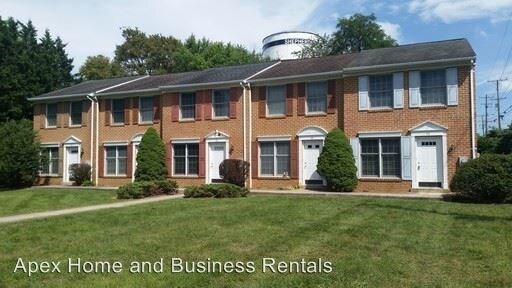 Primary Photo - 52 Old Martinsburg Rd