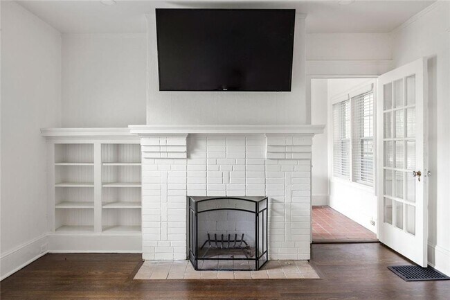 Foto del edificio - 1047 Greencove Ave NE
