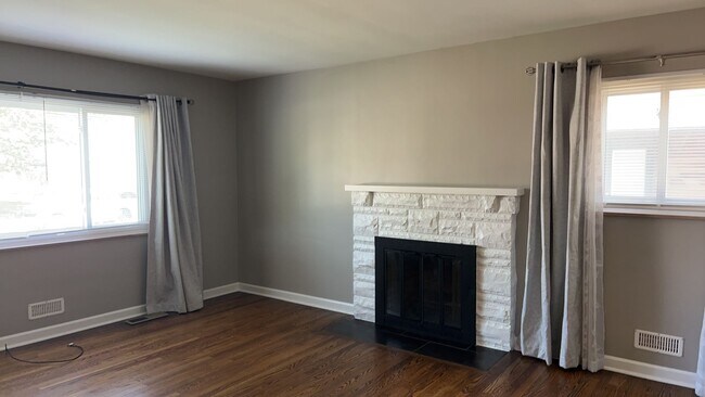 Foto del edificio - 2772 Brandon Rd