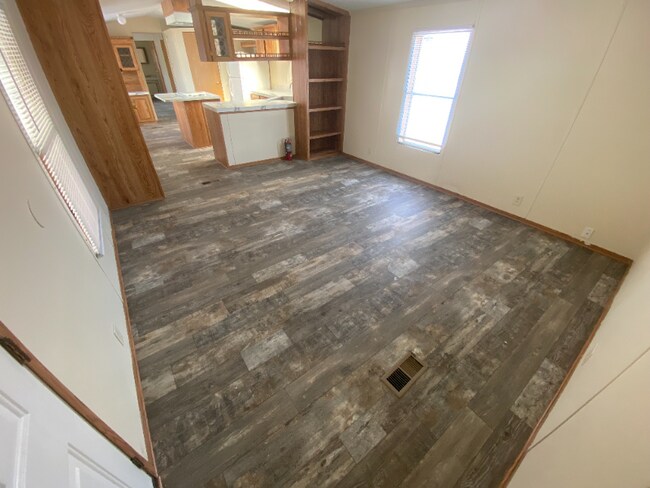 Foto del edificio - 4215 Deems St