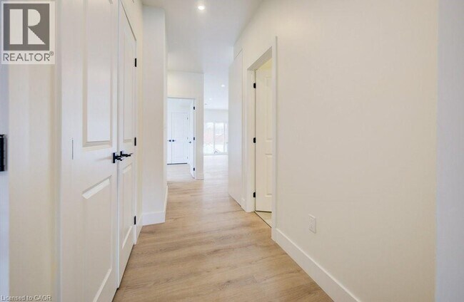 Photo du bâtiment - 19 Downey St