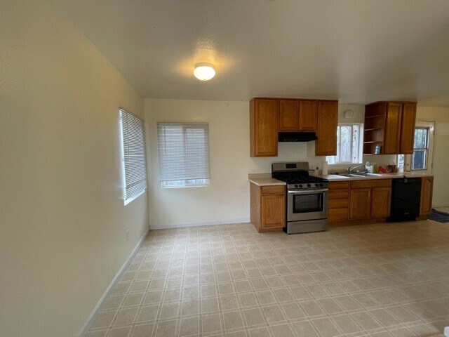 Foto del edificio - 3960 Llano Rd