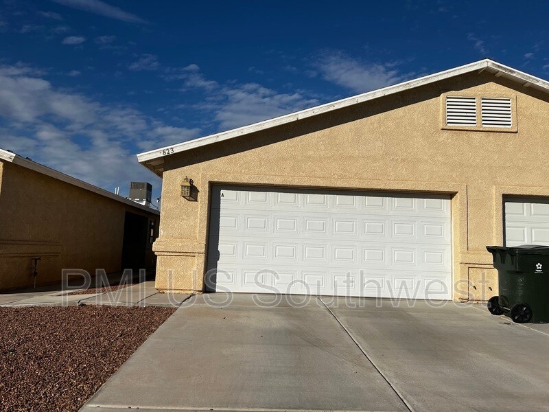 823 Baseline Rd Unit A, Bullhead City, AZ 86442 Condo for Rent in