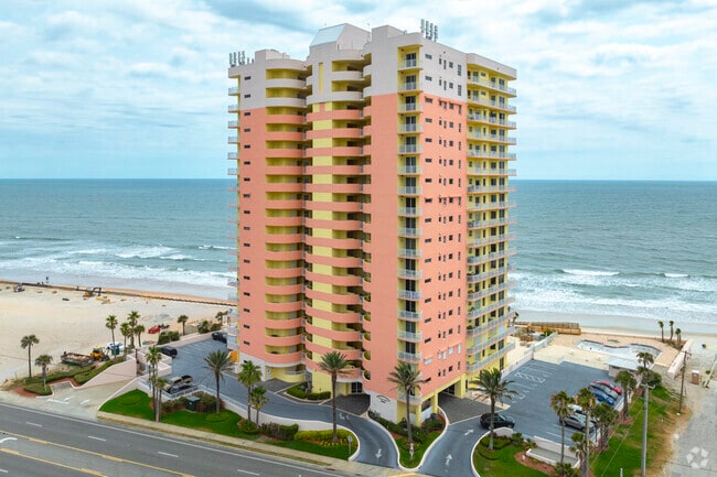 Island Crowne Condominium