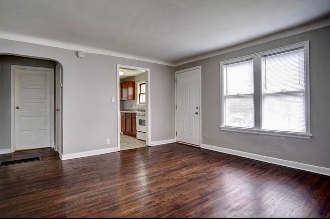 Foto del edificio - 383 Dewey St