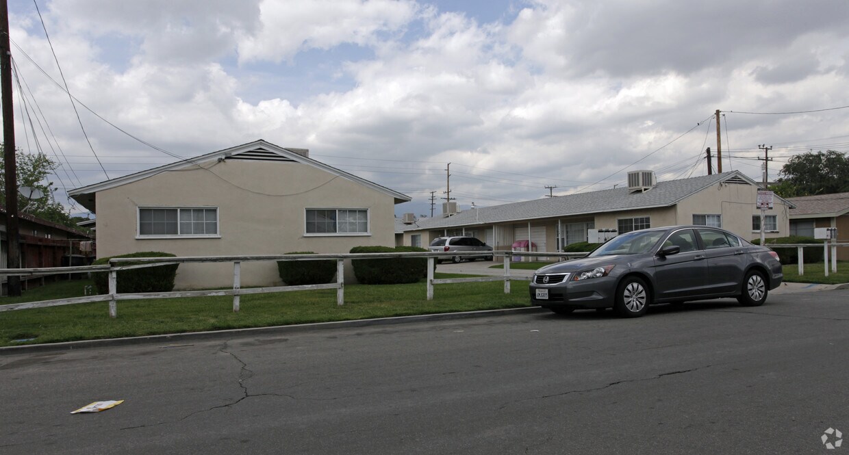 Foto del edificio - 1222-1232 Huff St