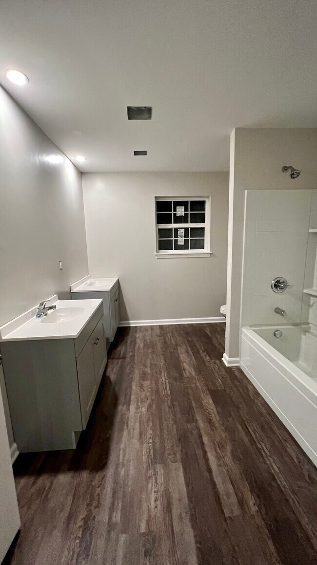 Foto del edificio - 1734 Wood Ave